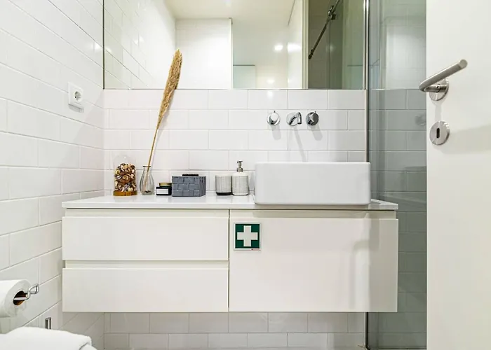 Bombarda Vi By Innkeeper