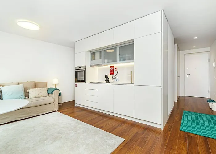 Bombarda Vi By Innkeeper بورتو