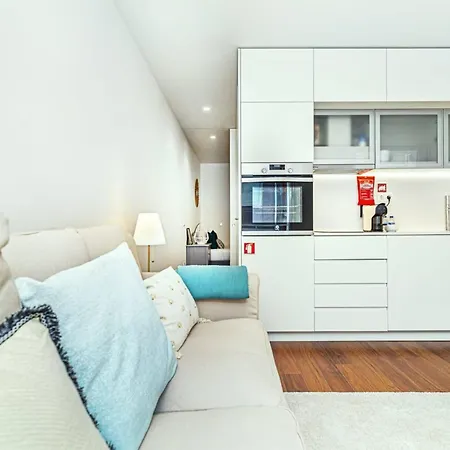 Bombarda Vi By Innkeeper *